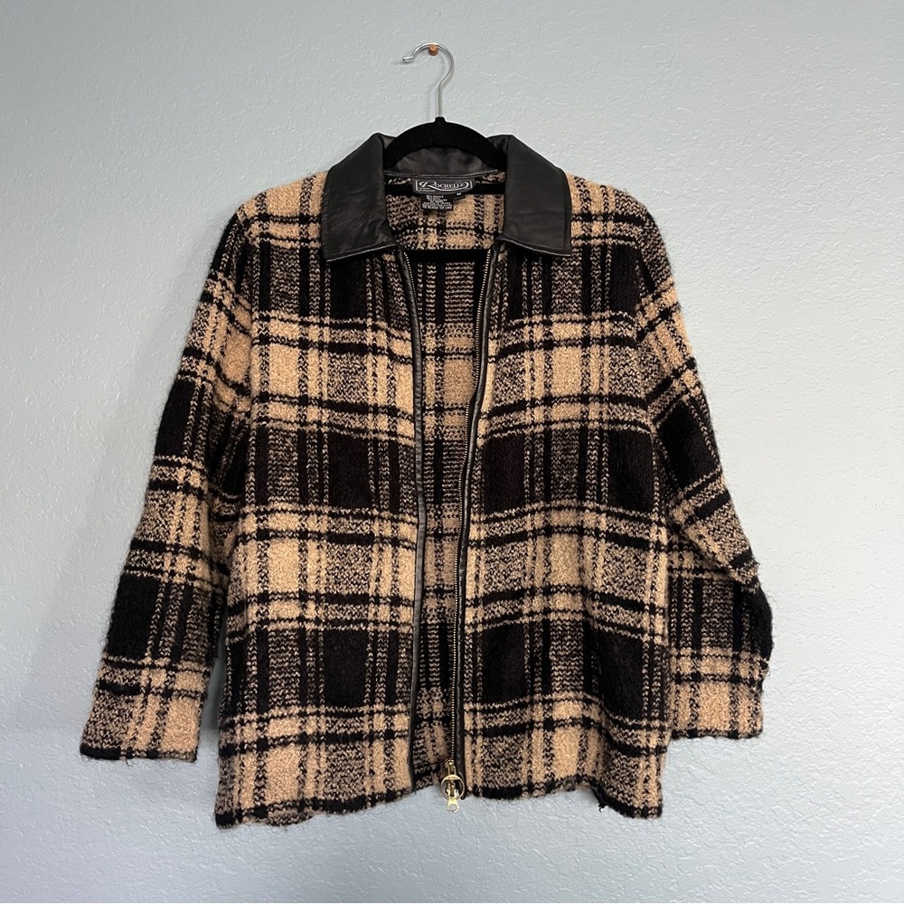 Plaid Jacket with Black Collar